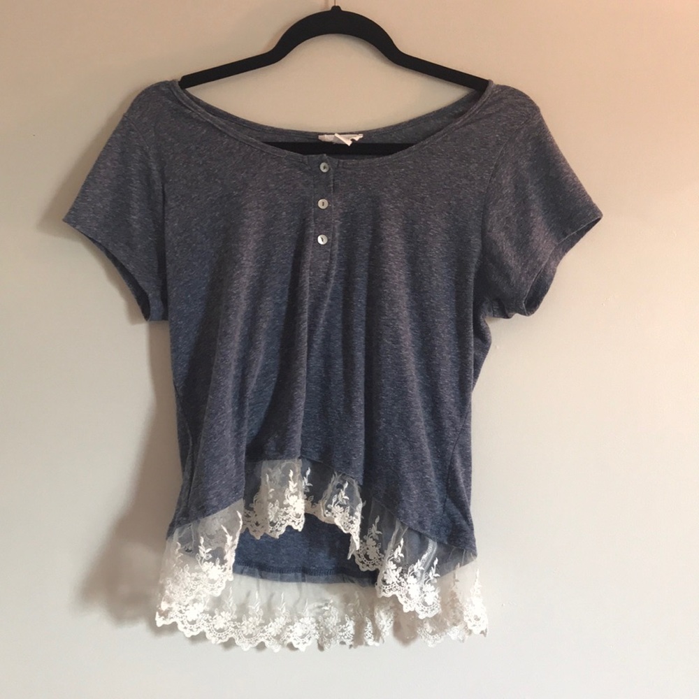 Lacey blue T-shirt